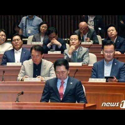 벌레의힘 의총 분위기